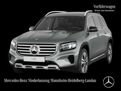 Mercedes GLB200