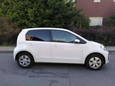 Gebraucht VW up! Active 65 PS (47 kW) 2022 Weiß Kleinwagen
