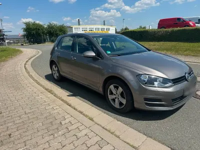 Gebraucht VW Golf VII 105 PS (77 kW) 2013 Grau Limousine