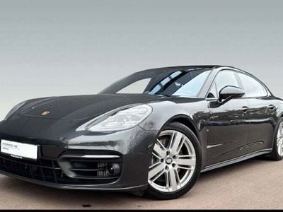 Porsche Panamera 4