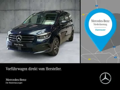 Gebraucht Mercedes T180 Progressive 131 PS (96 kW) 2026 Cavansitblau Van / Kleinbus