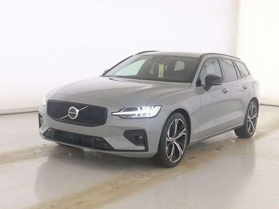 Grau Gebraucht 2025 Volvo V60 Plus Kombi | 36.790 € (Guter Preis)