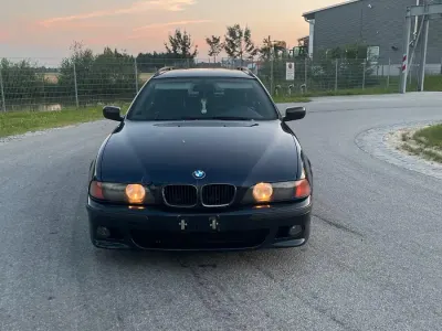 Gebraucht BMW 530 184 PS (135 kW) 1999 Blau Kombi