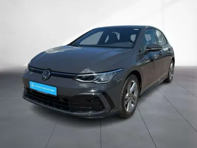 Gebraucht VW Golf VIII R-line 131 PS (96 kW) 2024 Grau Limousine