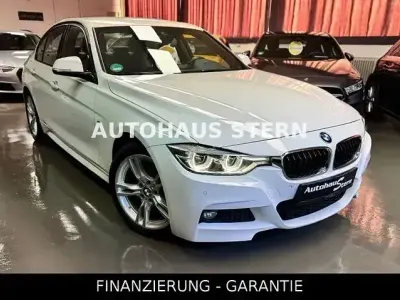 Gebraucht BMW 320 Sport Line 190 PS (139 kW) 2016 Alpinweiss iii Limousine
