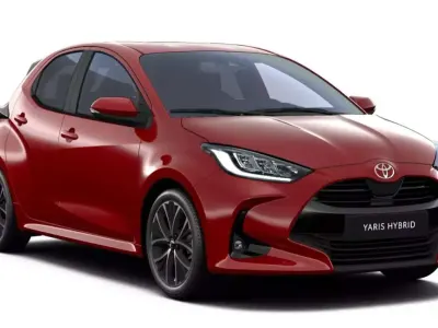 Neu Toyota Yaris 116 PS (85 kW) 2026 Karminarot metallic Kleinwagen