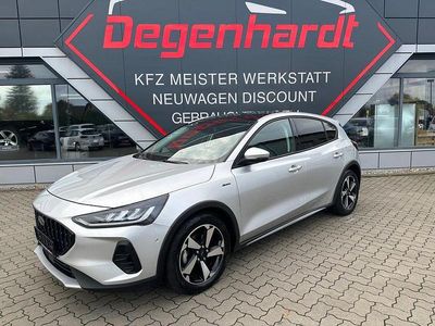 Gebraucht Ford Focus Active X 120 PS (88 kW) 2022 Silber Limousine