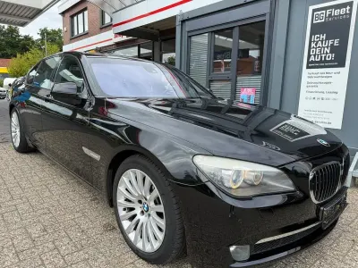 Gebraucht BMW 750 Shadowline 408 PS (300 kW) 2009 Schwarz Limousine