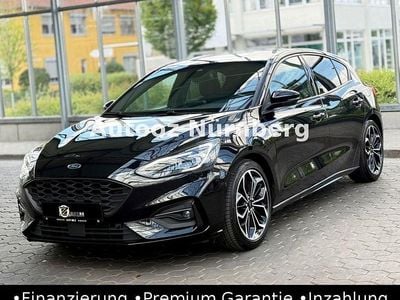Schwarz Gebraucht 2020 Ford Focus ST-Line Limousine | 17.990 € (Etwas zu teuer)