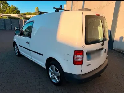 Gebraucht VW Caddy 104 PS (76 kW) 2012 Weiß Van / Kleinbus