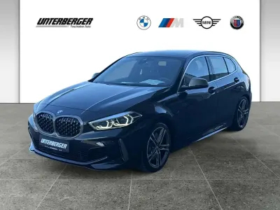 Gebraucht BMW M135 Performance 306 PS (225 kW) 2022 Saphirschwarz Kleinwagen