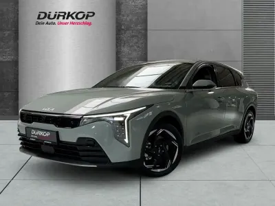 Nowe Kia K4 Spirit 150 KM (110 kW) 2026 Szary Sedan/Limuzyna