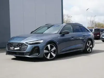 Usata Audi A5 S-Line 204 CV (150 kW) 2025 Blu Station wagon