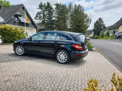 Gebraucht Mercedes R350 265 PS (194 kW) 2011 Schwarz Van / Kleinbus