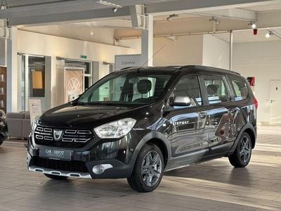 Gebraucht Dacia Lodgy Celebration 116 PS (85 kW) 2018 Schwarz Van / Kleinbus