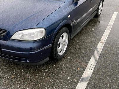 Blau Gebraucht 2000 Opel Astra Limousine | 1.150 € (Guter Preis)