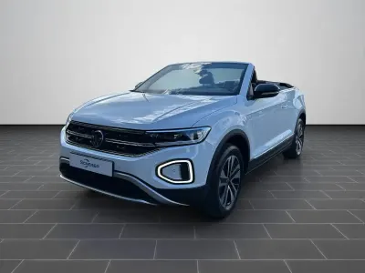 Neu VW T-Roc 116 PS (85 kW) 2026 Pure white uni / schwarz SUV