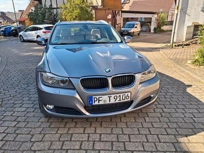 Gebraucht BMW 320 Comfort Edition 184 PS (135 kW) 2011 Grau Kombi