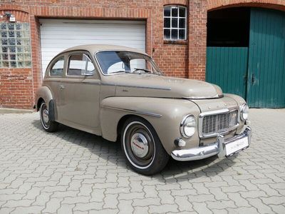 gebraucht Volvo PV544 Buckel in Dammhirsch-braun!