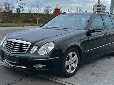 Mercedes E320