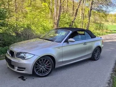 Gebraucht BMW 120 Cabriolet Sport Line 177 PS (130 kW) 2012 Silber Cabrio