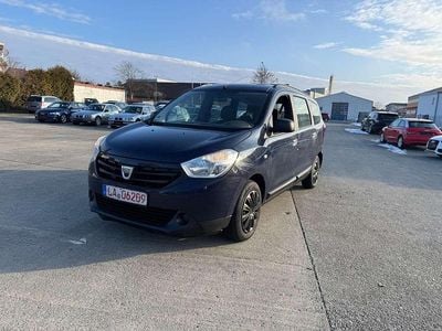 Blau marine Gebraucht 2014 Dacia Lodgy Picknick Van / Kleinbus | 5.290 € (Fairer Preis)