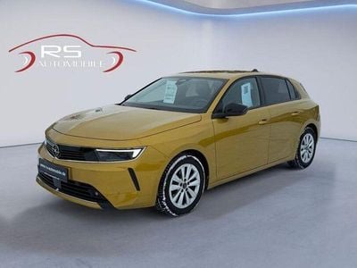 Second-hand Opel Astra Business 131 CP (96 kW) 2023 Galben Berlinǎ