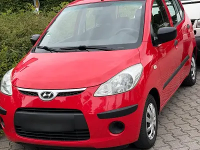 Gebraucht Hyundai i10 67 PS (49 kW) 2009 Rot Kleinwagen