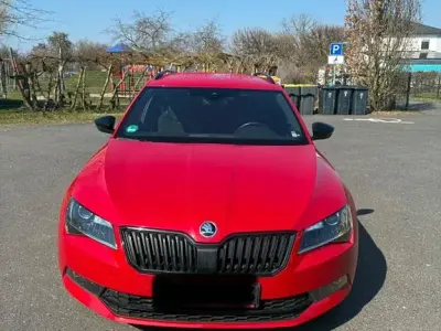 Gebraucht Skoda Superb SportLine 179 PS (131 kW) 2018 Rot Kombi