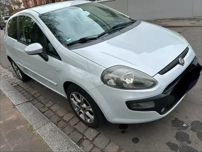 Gebraucht Fiat Punto 78 PS (57 kW) 2011 Grau Kleinwagen