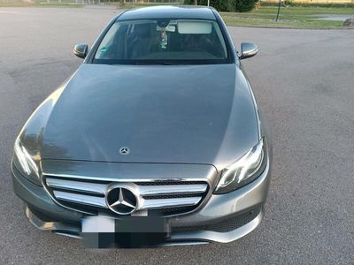 Mercedes E220