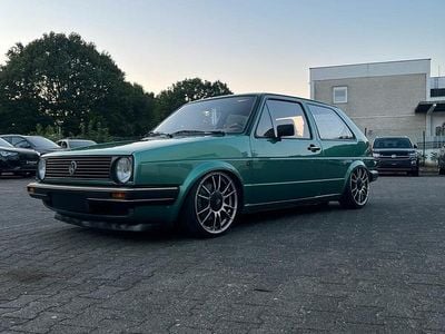 Second-hand VW Golf II 160 CP (117 kW) 1984 Verde Hatchback