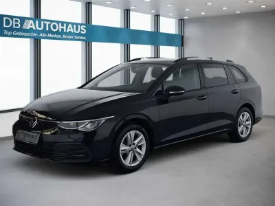 Usata VW Golf VIII Life 110 CV (80 kW) 2023 Nero Station wagon