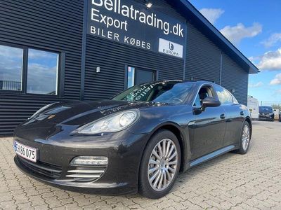 Porsche Panamera 4S