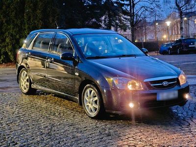 Gebraucht Kia Cerato 109 PS (80 kW) 2006 Schwarz Limousine