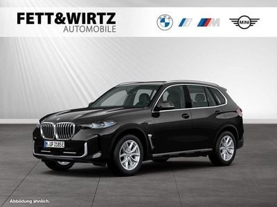 Gebraucht BMW X5 Sport Line 489 PS (359 kW) 2024 Saphirschwarz metallic SUV