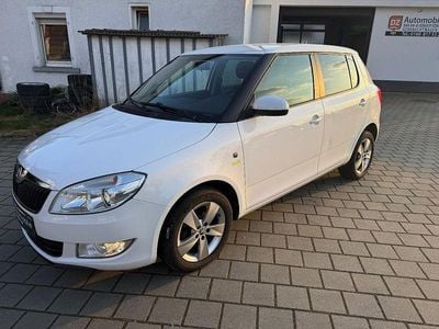 Gebraucht Skoda Fabia Fresh 86 PS (63 kW) 2013 Weiß Limousine