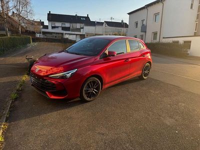 Usata MG MG3 Luxury 194 CV (142 kW) 2025 Rosso Utilitaria