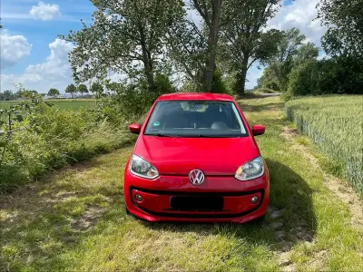 Gebraucht VW up! 75 PS (55 kW) 2012 Rot Kleinwagen