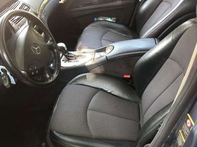 Mercedes E240