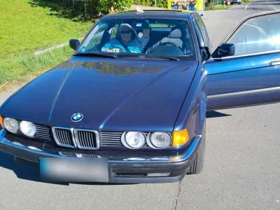 Gebraucht BMW 730 188 PS (138 kW) 1988 Blau Limousine
