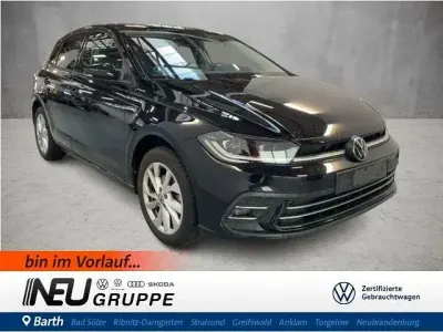 Gebraucht VW Polo Style 110 PS (80 kW) 2023 Schwarz Kleinwagen