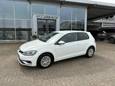 Second-hand VW Golf VII Trendline 116 CP (85 kW) 2018 Alb Hatchback
