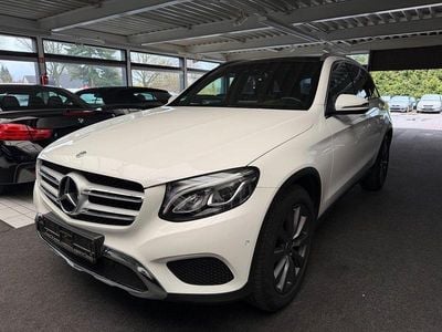 Gebraucht Mercedes GLC220 176 PS (129 kW) 2018 Weiß SUV
