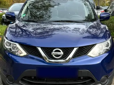 Gebraucht Nissan Qashqai 116 PS (85 kW) 2016 Blau SUV