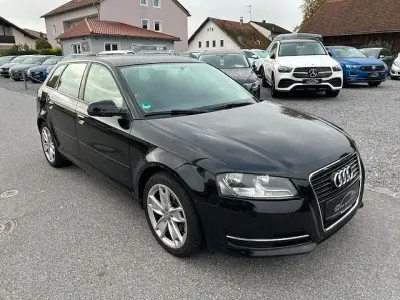 Gebraucht Audi A3 Attraction 105 PS (77 kW) 2010 Schwarz Kleinwagen