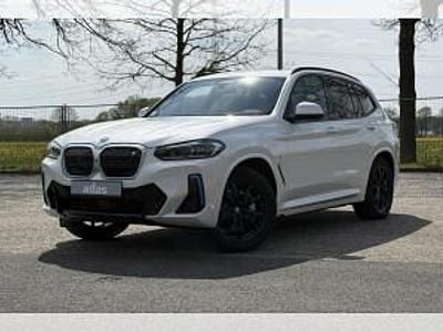 Usata BMW iX3 Impressive 210 kW (286 CV) 2024 Bianco SUV