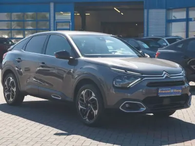 Gebraucht Citroën C4 Shine 131 PS (96 kW) 2023 Grau SUV
