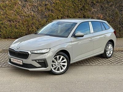 Neu Skoda 105 116 PS (85 kW) 2026 Grau Limousine