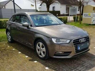 gebraucht Audi A3 Sportback 1.6 TDI (clean diesel) Ambiente